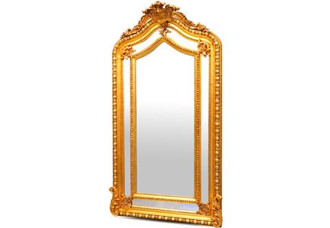 An enchanting mid 19th century French Louis XV style gilt-wood grand mirror with glamour of Baroque and Rocaille elements, hand carved by our craftsmen and professionally gilt with French gold foils, The fabulous scalloped double frame crest with a central large acanthus leaves spray centered with trellis cartouche design and L’aile de cbaute-souris motif issuing la fuile gadronnée scrolls above different borders patterns of bead and reel, egg and dart, pearls, berried laurel wreath and shell scroll ribbon cartouches, The outer border is terminating with scrolled acanthus leaves on each corner